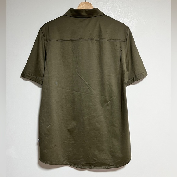 Kit and Ace Technical Short Sleeve Shirt - Olive Green - Men’s Size L - Picture 7 of 10